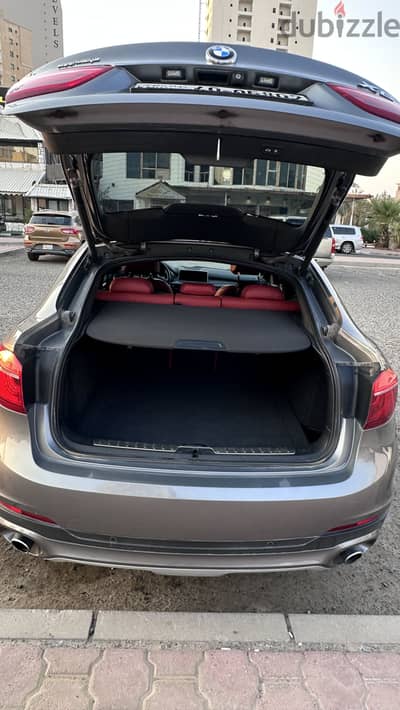 للبيع BMW X6 xDrive35i موديل 2017، 6 سلندر