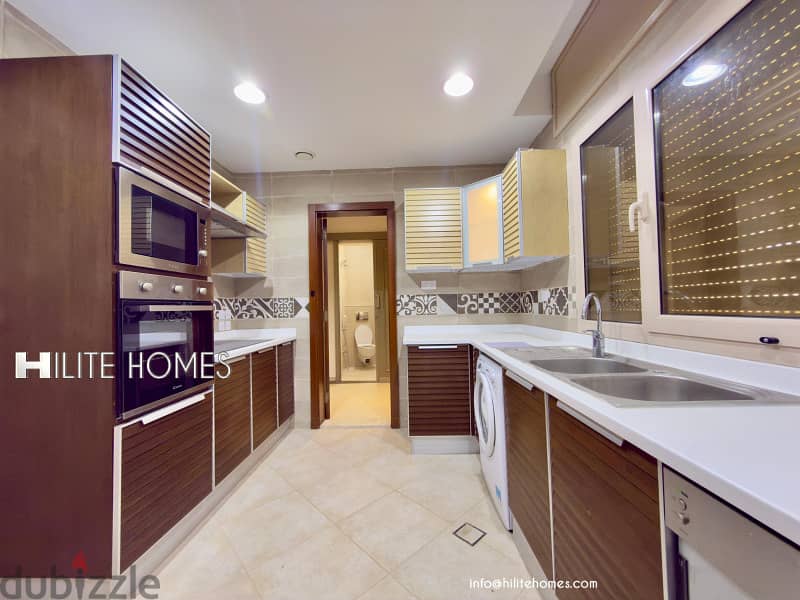 2 bedroom sea view compound apartments for rent in Al-Bida 12