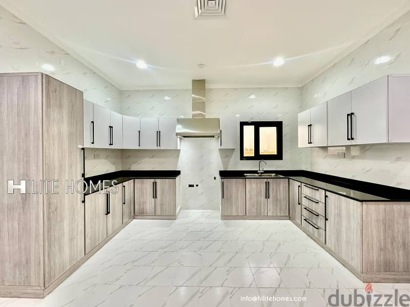Spacious Four Bedroom Floor with Balcony for Rent in Rumaithya 6