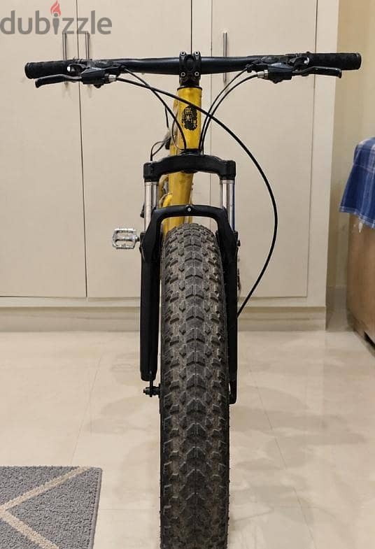  Gold Beast! Fat Tyre Mountain Bicycle – Excellent Look in the 1