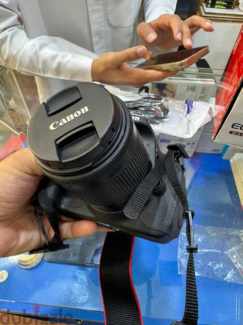 canon EOS 700D. need and clean 1