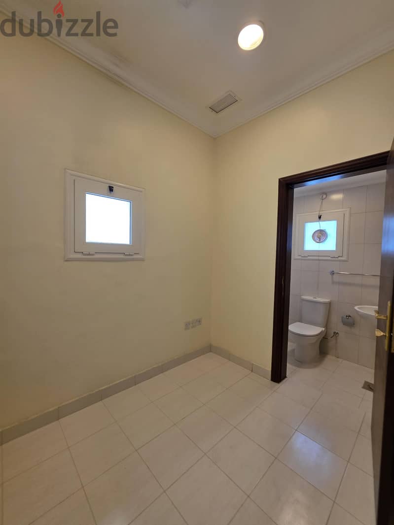 Abu fatera _floor for rent 4 bed 12