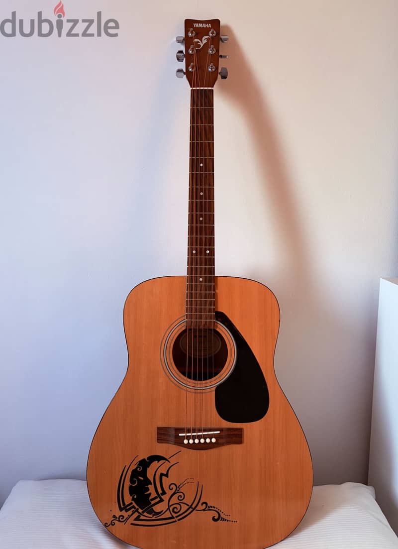 Yamaha F310 Acoustic Guitar 1