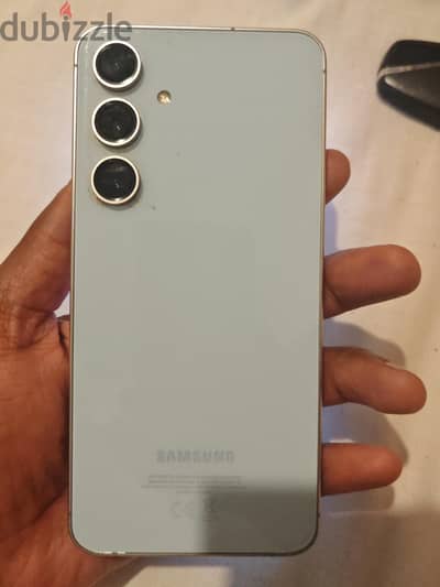 Samsung S24