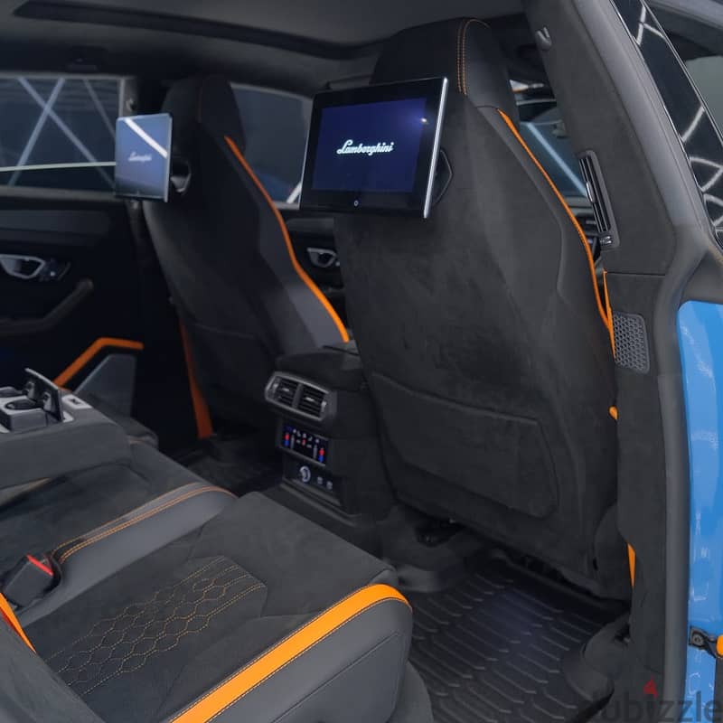 Lamborghini Urus 2024 لامبورغيني أوروس بيرفورمانتي 4