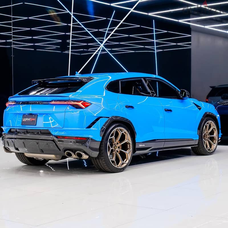 Lamborghini Urus 2024 لامبورغيني أوروس بيرفورمانتي 5