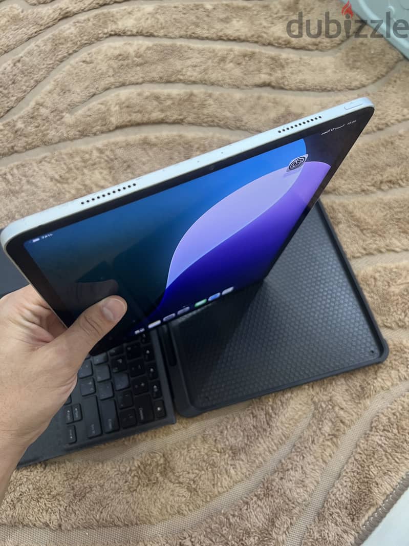 Ipad pro 12.9 inch( 1 terabyte) generation 5 14