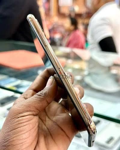 Apple - iPhone XS 256gb 1