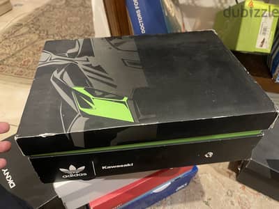 NIKE SHOES ( brand new )