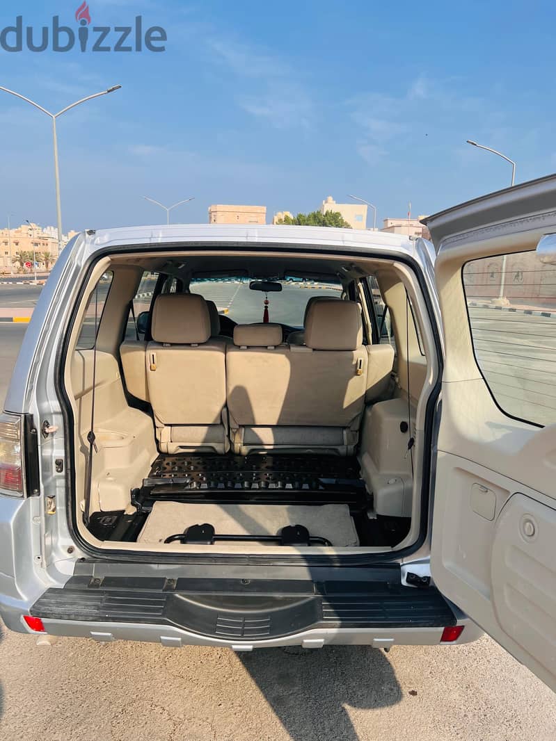 Mitsubishi Pajero 2010 6