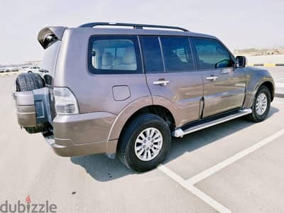 Mitsubishi Pajero 2013 v6 good condition