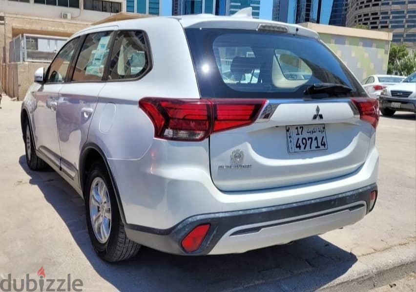 Mitsubishi Outlander 2019 1