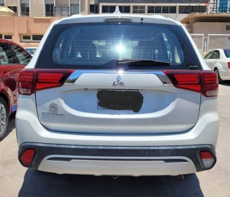 Mitsubishi Outlander 2019 3