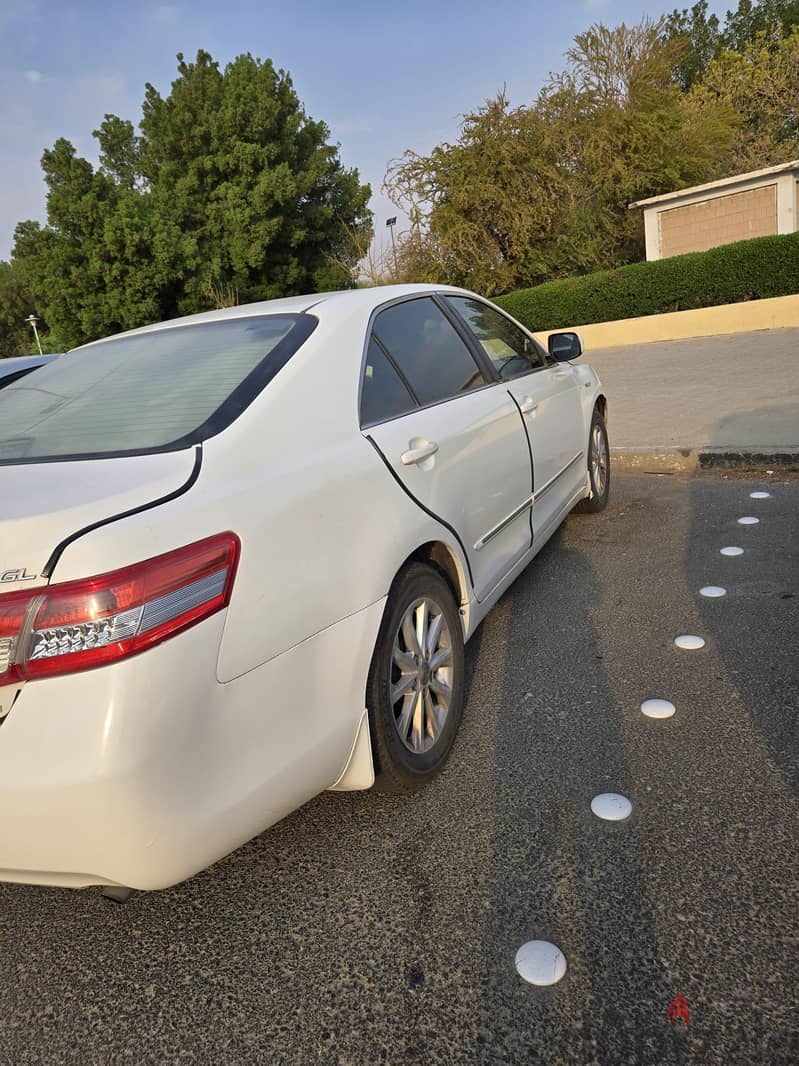 Toyota Camry 2010 1