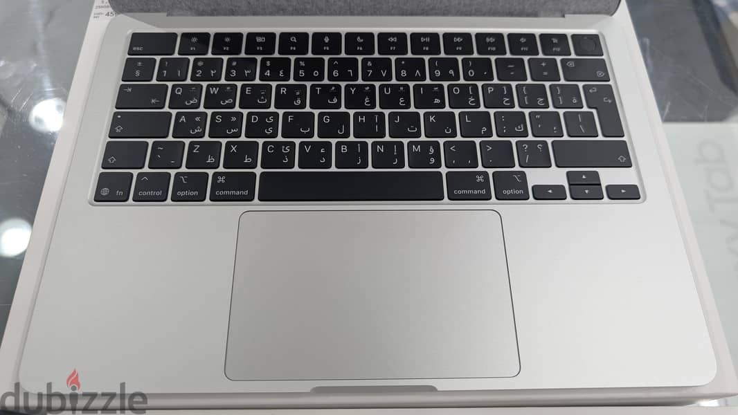 Apple MacBook air M5 512GB (non active device) 2