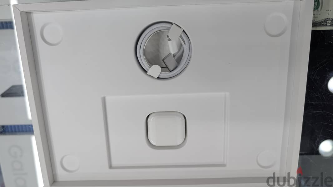 Apple MacBook air M5 512GB (non active device) 9