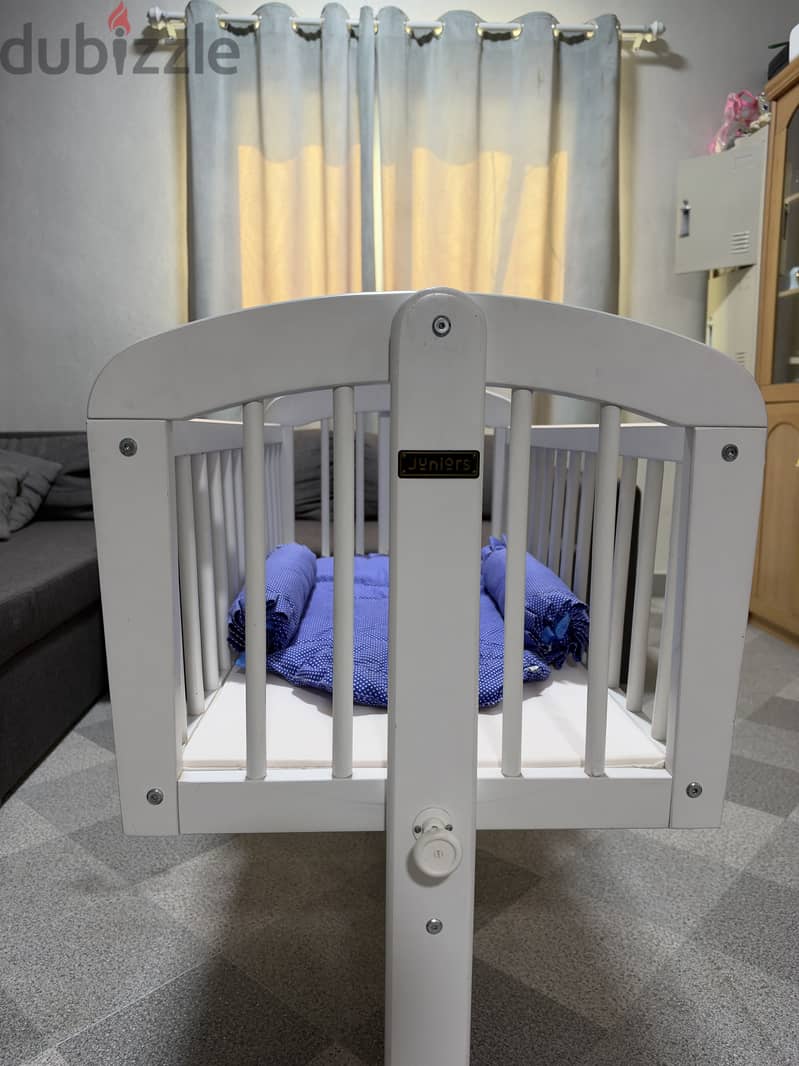 Baby craddile for sale juniors 3
