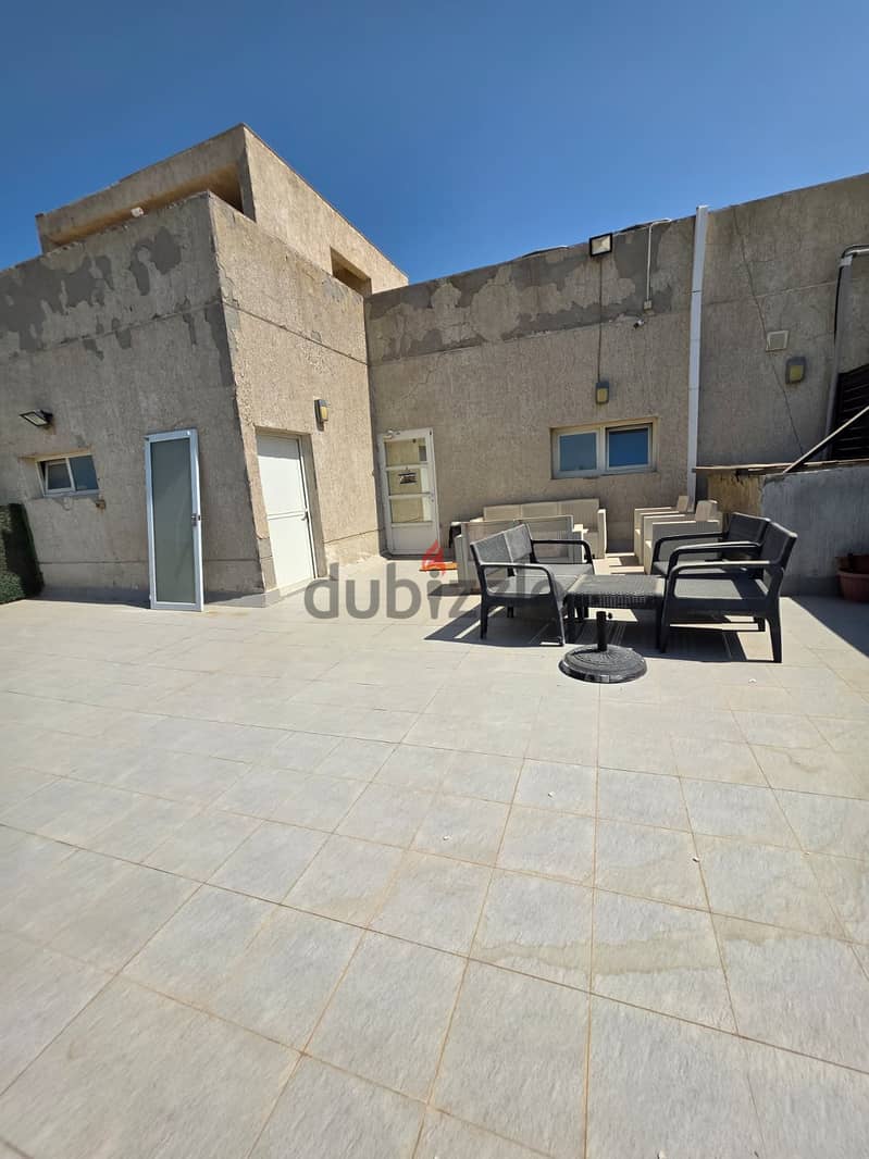 للإيجار بسلوي روف 9