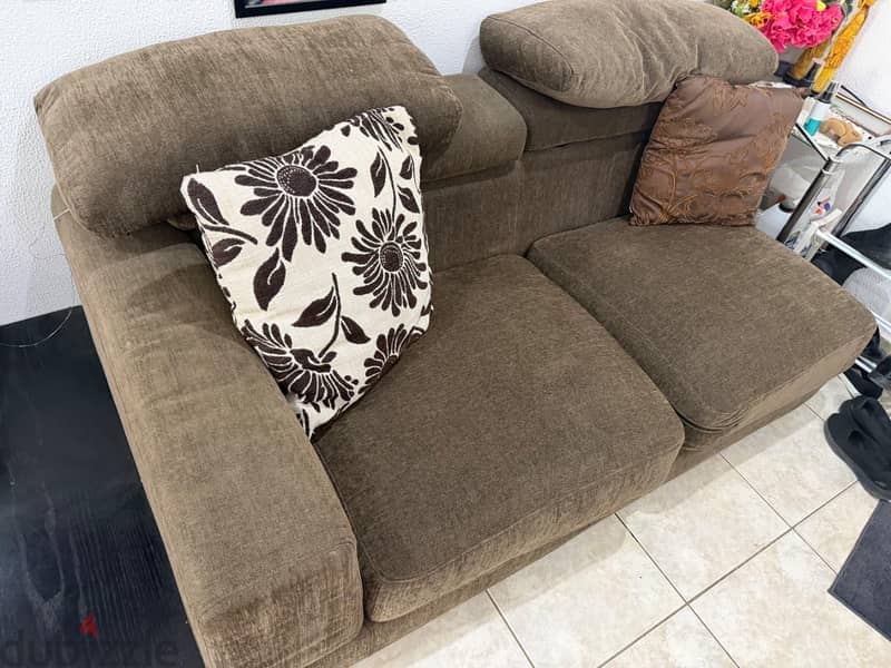 Home center L shaped sofa 3