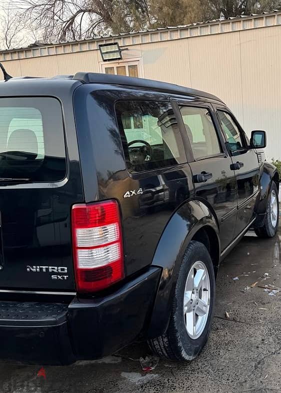 Dodge Nitro 2011 2