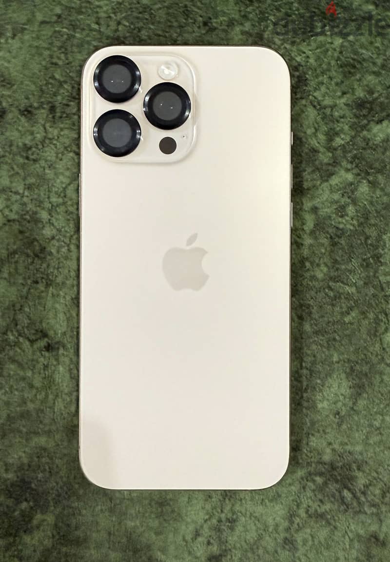Apple - iPhone 16 Pro Max 2