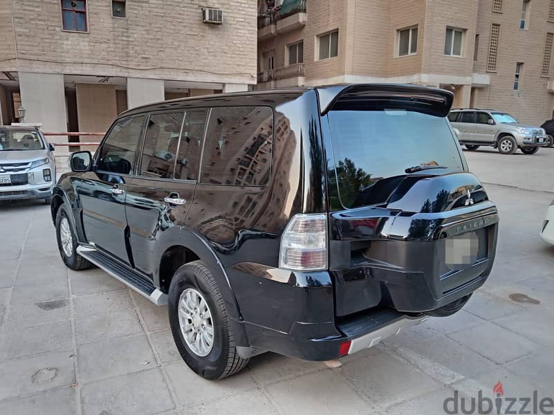 Mitsubishi Pajero 2015 4