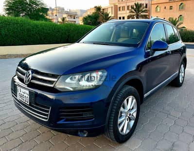 Volkswagen Touareg 2015 orginal paint excellent condition