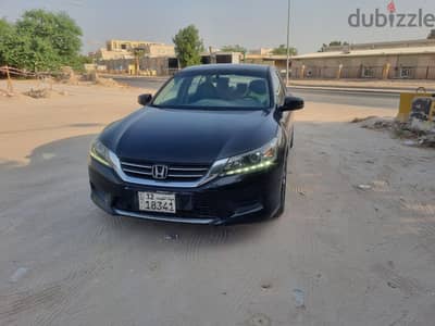 Honda Accord 2013 good condition 4 calendar passing one year