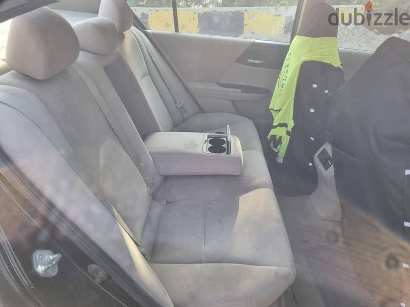 Honda Accord 2013 good condition 4 calendar passing one year 7