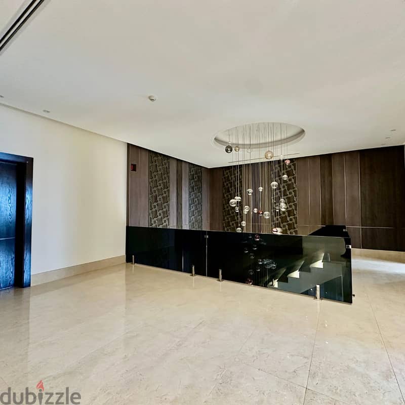 Beautiful Five Bedroom Penthouse for rent in Salmiya 14