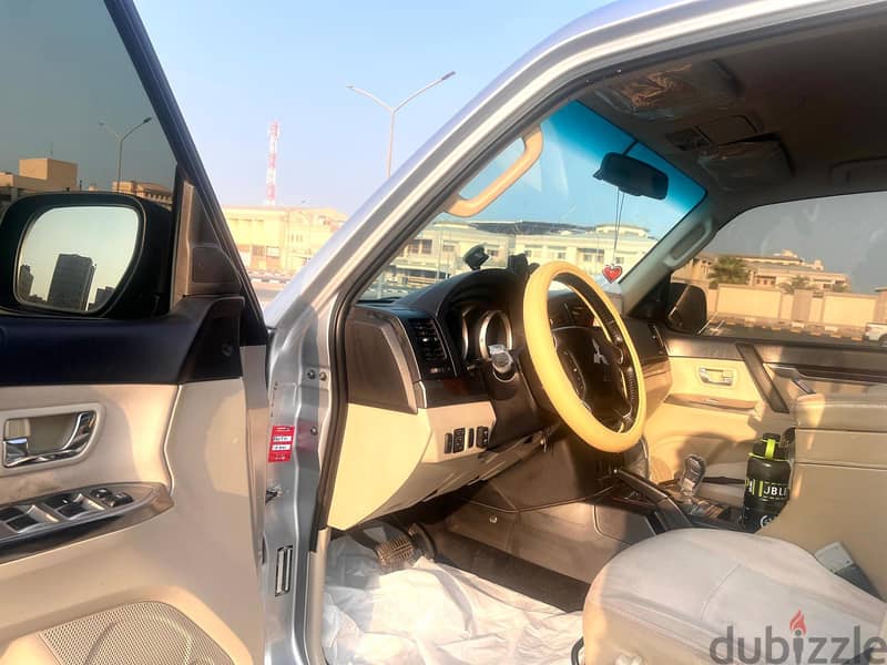 Mitsubishi Pajero 2013 2