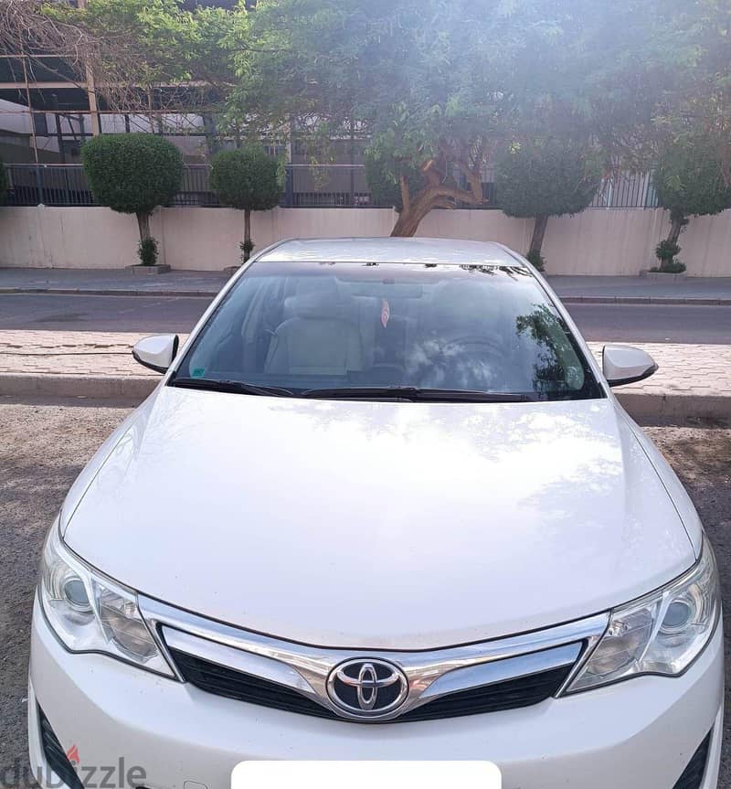 Toyota Camry 2015 Single User 149K kms only Pearl White 1