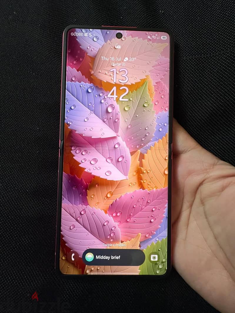 Samsung Z Flip 7 4
