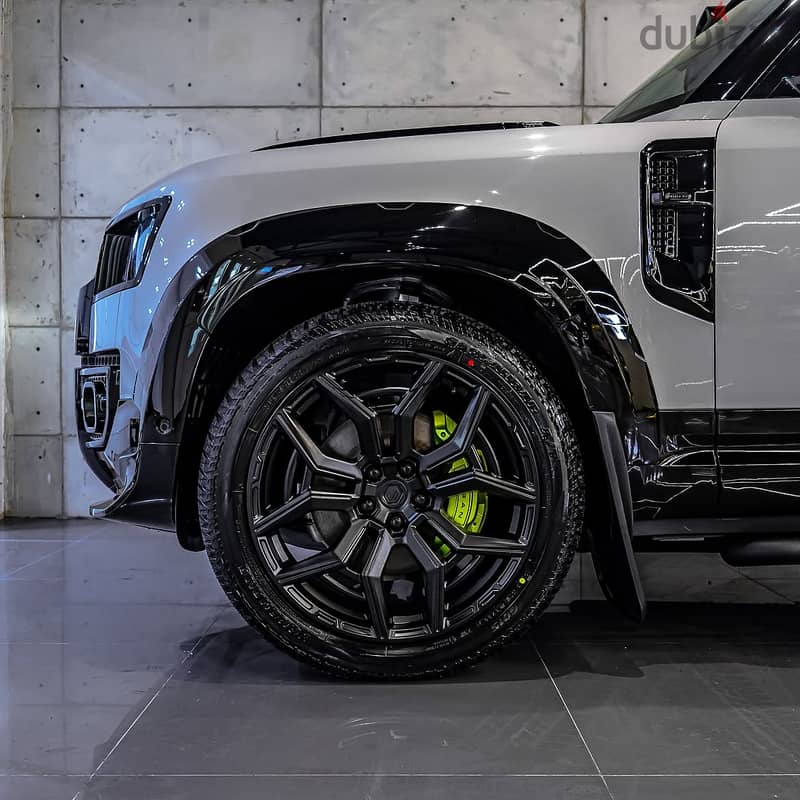 Land Rover Defender 90 2026 لاند روفر ديفندر 90 ذات المسار العريض (Wid 5