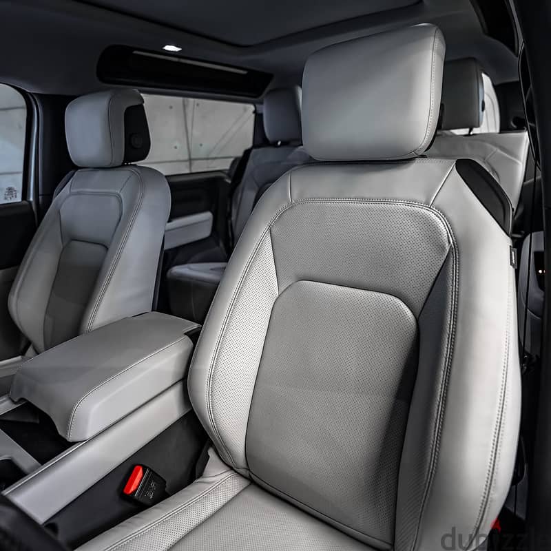 Land Rover Defender 90 2026 لاند روفر ديفندر 90 ذات المسار العريض (Wid 8