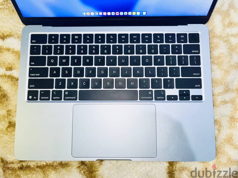 Macbook air M4 13.6" 16/512 5