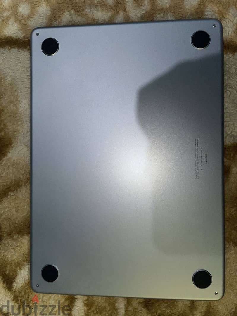 Macbook air M4 13.6" 16/512 7