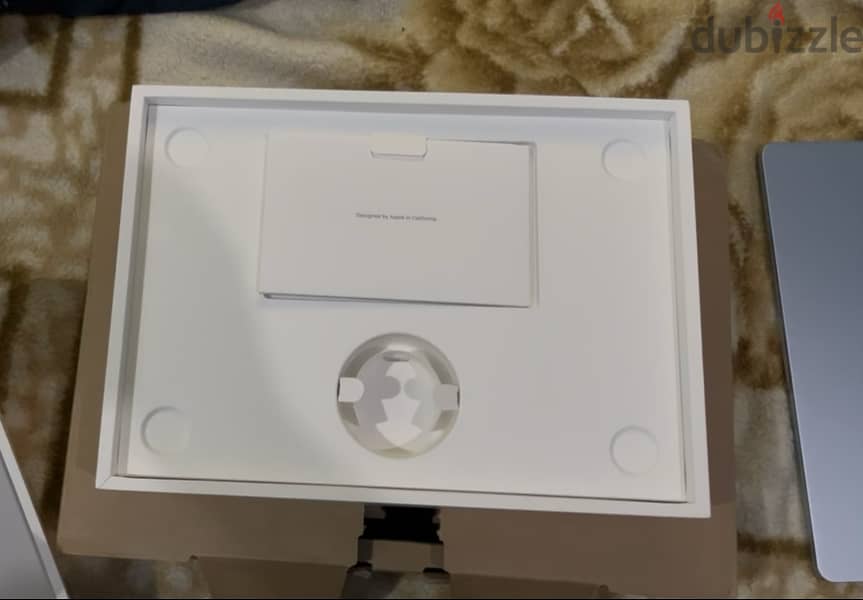 Macbook air M4 13.6" 16/512 10