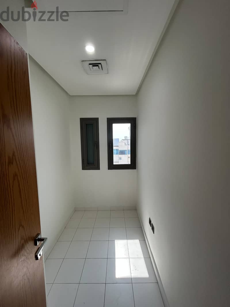 Semi-furnished apartment with a sea view for rent in Salmiya. 6