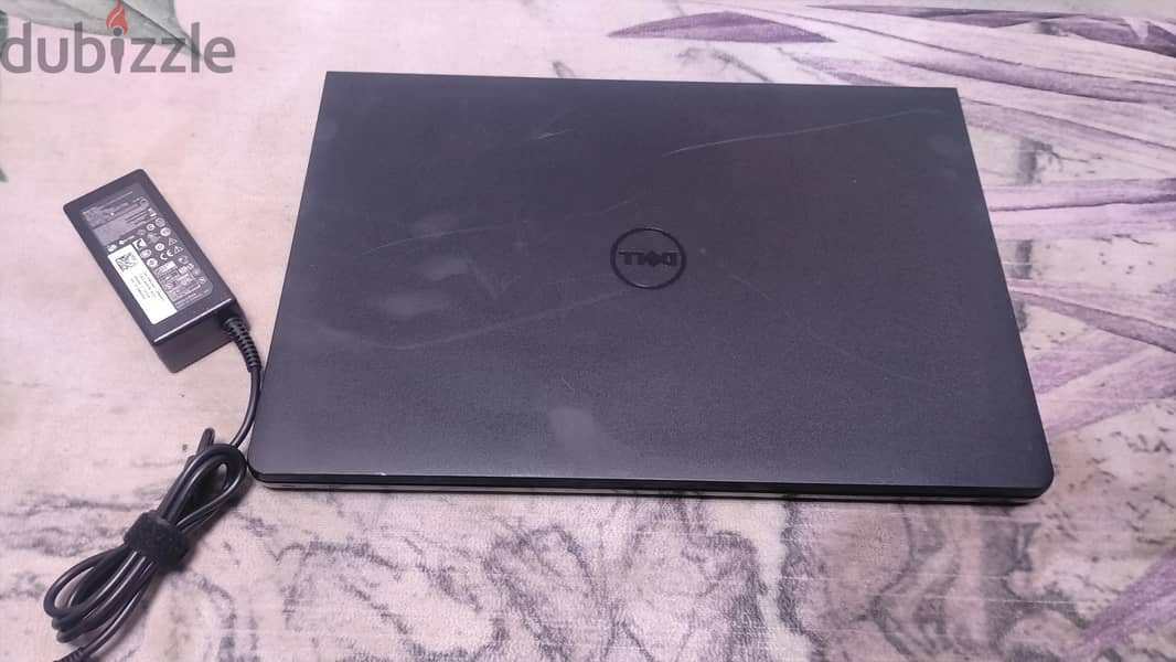 laptop core i3 5 generation ram 4 GB hard 500 GB new battery 3