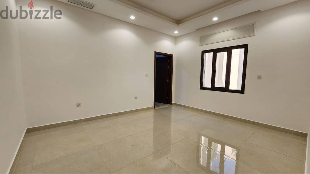 4 Master Bedroom Floor in Mansouriya 1