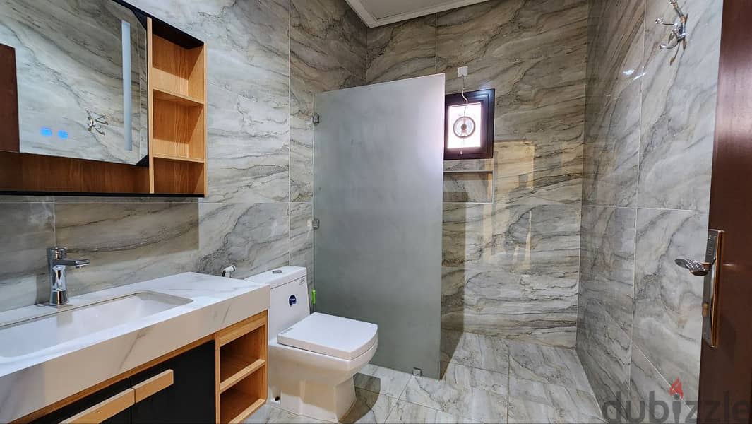 4 Master Bedroom Floor in Mansouriya 4
