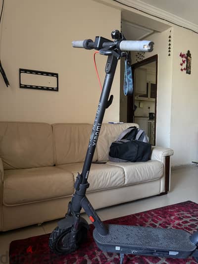 Xiaomi 5GL electric scooter for sale tire size 60/70 6.5 inch