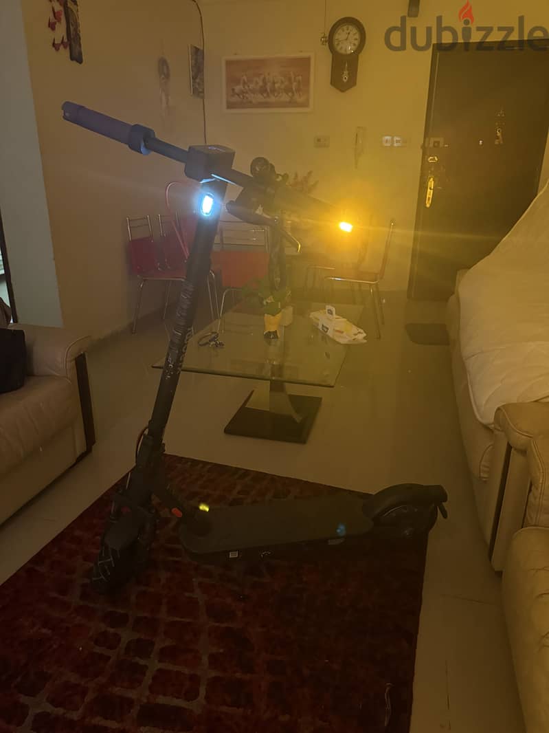 Xiaomi 5GL electric scooter for sale tire size 60/70 6.5 inch 3