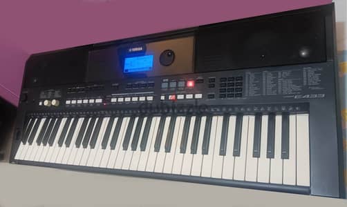 YAMAHA PSR E 433 Musical Keyboard for sale