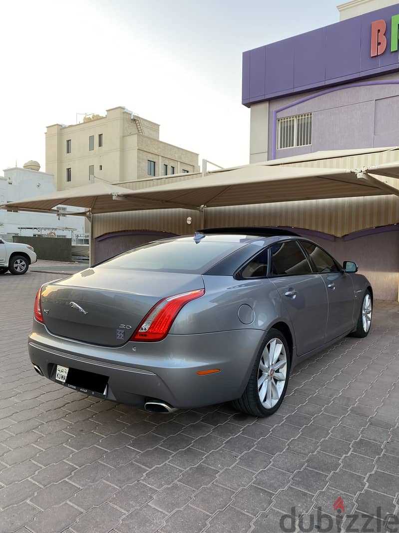 Jaguar XJ 2014 1