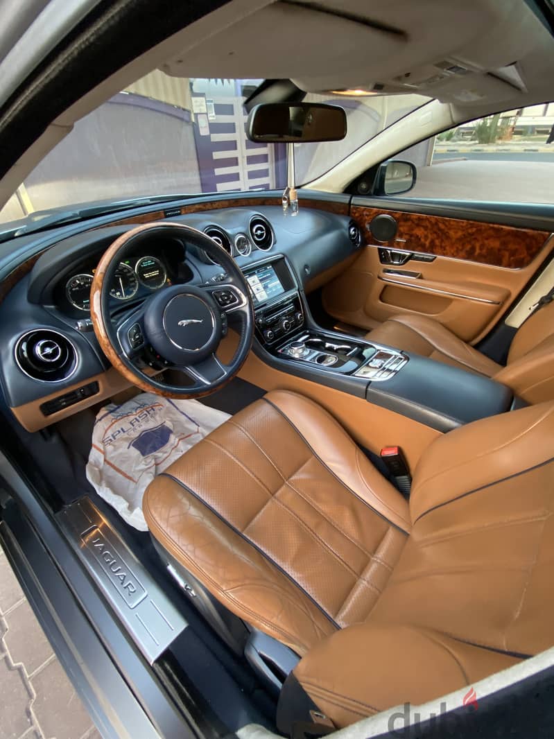 Jaguar XJ 2014 16