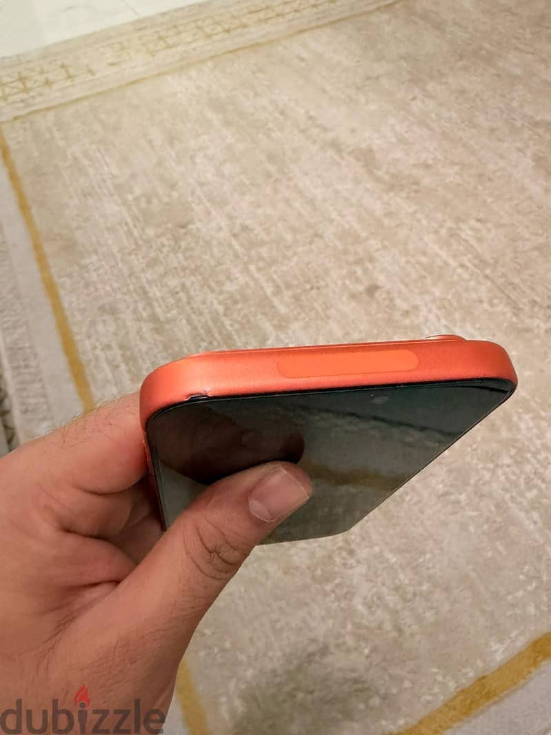 I phone 17 pro max 512 gb and huwai pura 90s pro 7