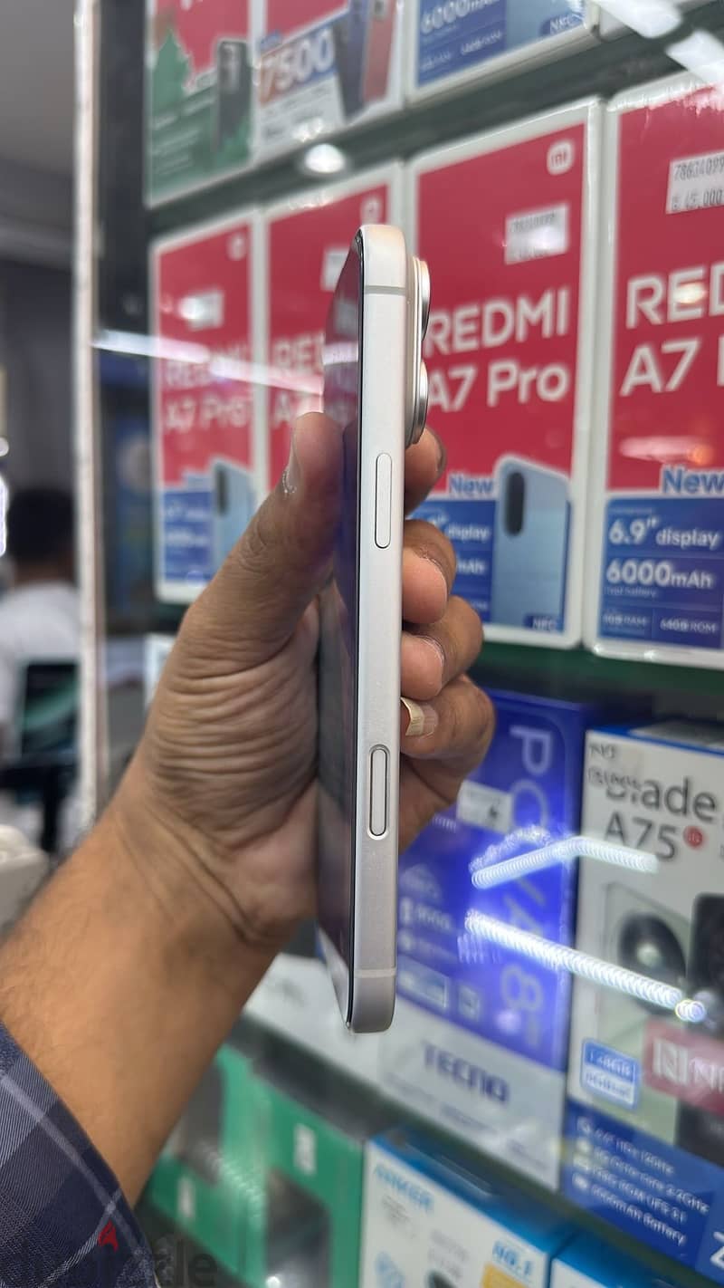 iphone 17 pro max 256 gb 3