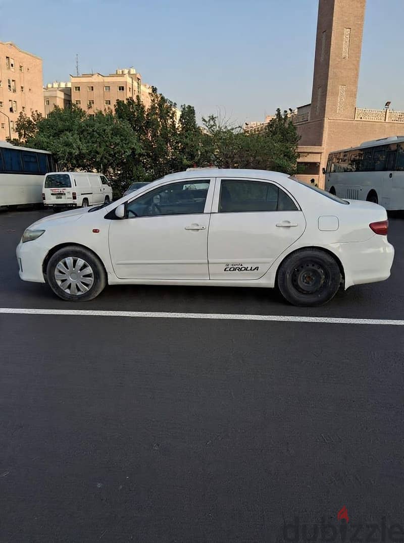Toyota Corolla 2013 1